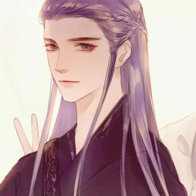 奔驰客服回应奔驰疑似被当陪葬品